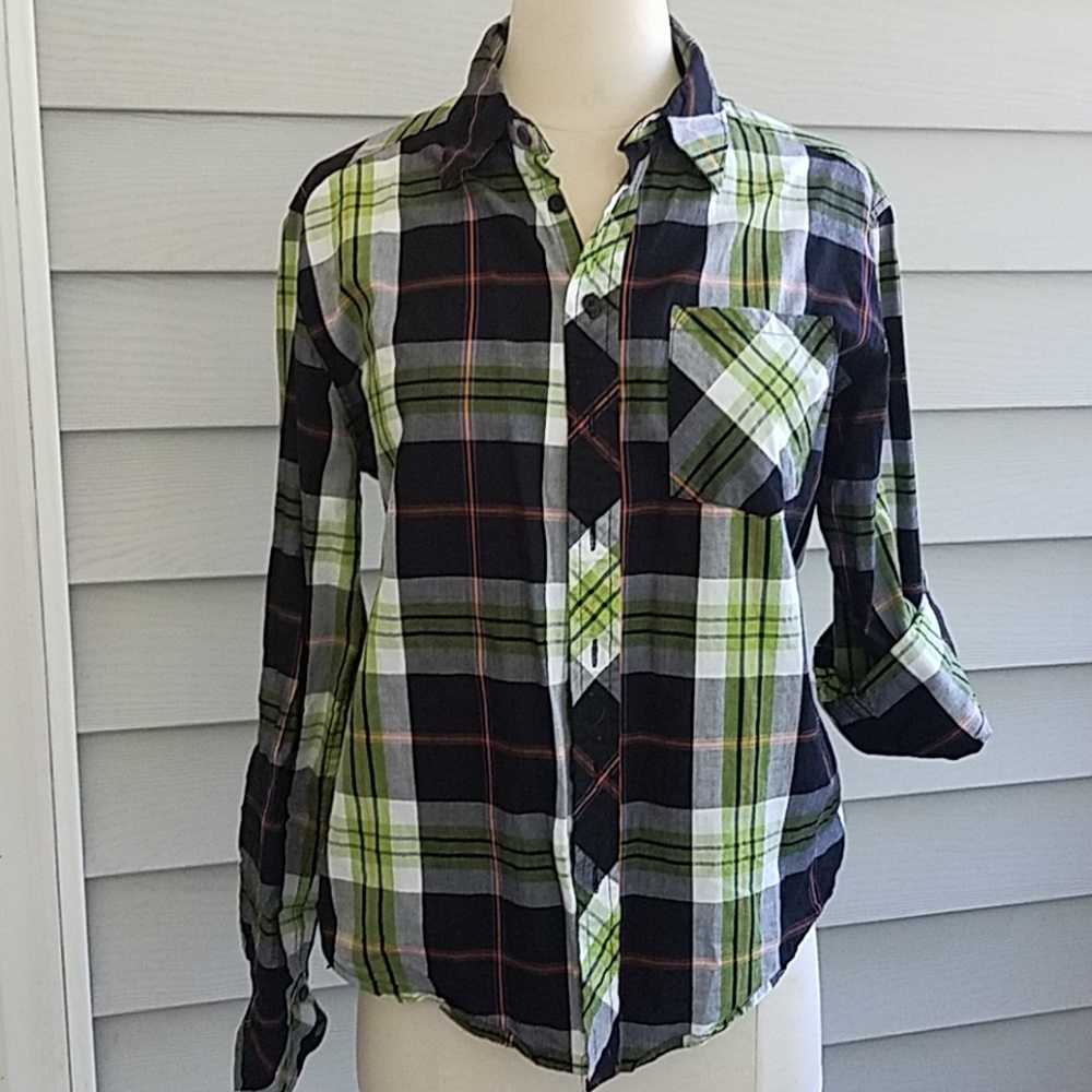 Social Collision Buttondown